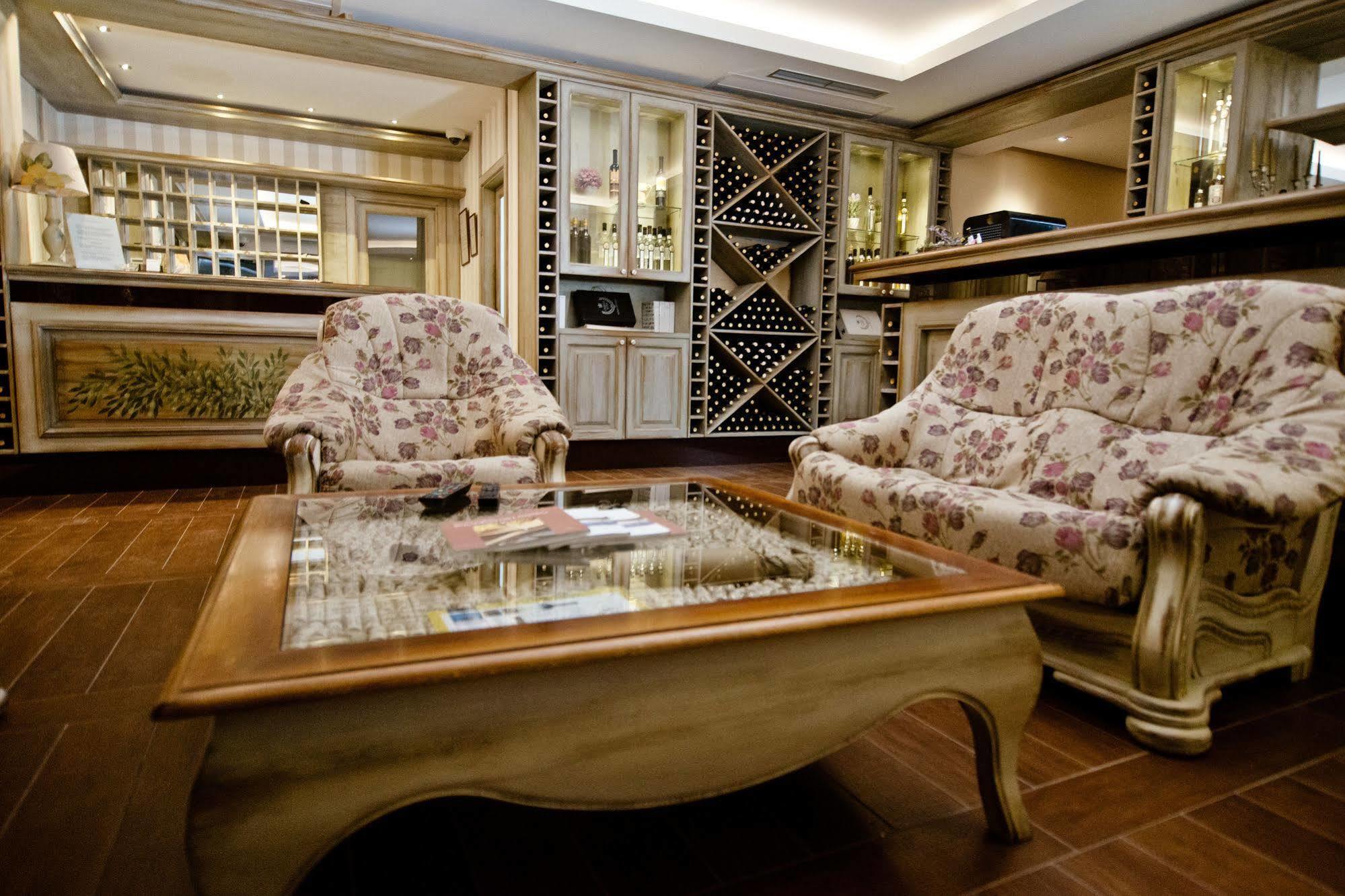 Wine Hotel Cesarica Medjugorje Exterior photo