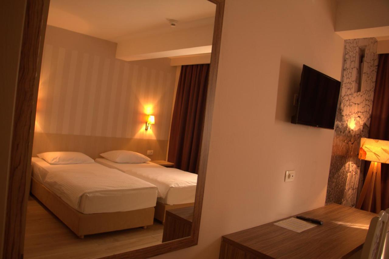 Wine Hotel Cesarica Medjugorje Exterior photo